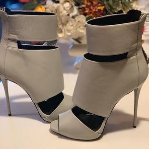 Guiseppe Zanotti Gray Booties